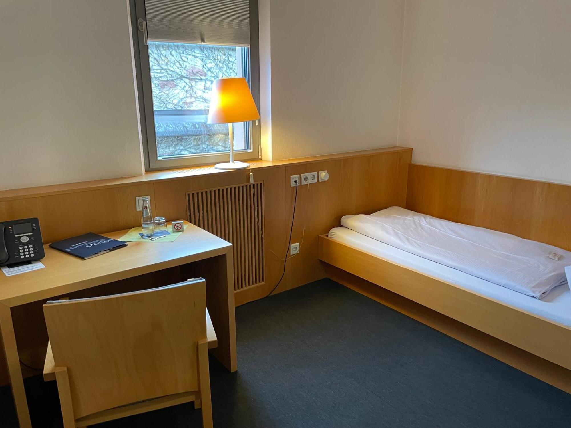 Tagungshaus Himmelspforten - Self Check-In Wurzburg Bagian luar foto